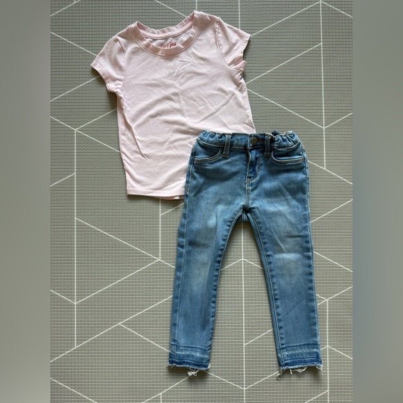 Old Navy|Baby girl/toddler cute outfit Light Pink Tee & skinny jeansâ˘â˘â˘3T,staple - Picture 3 of 7